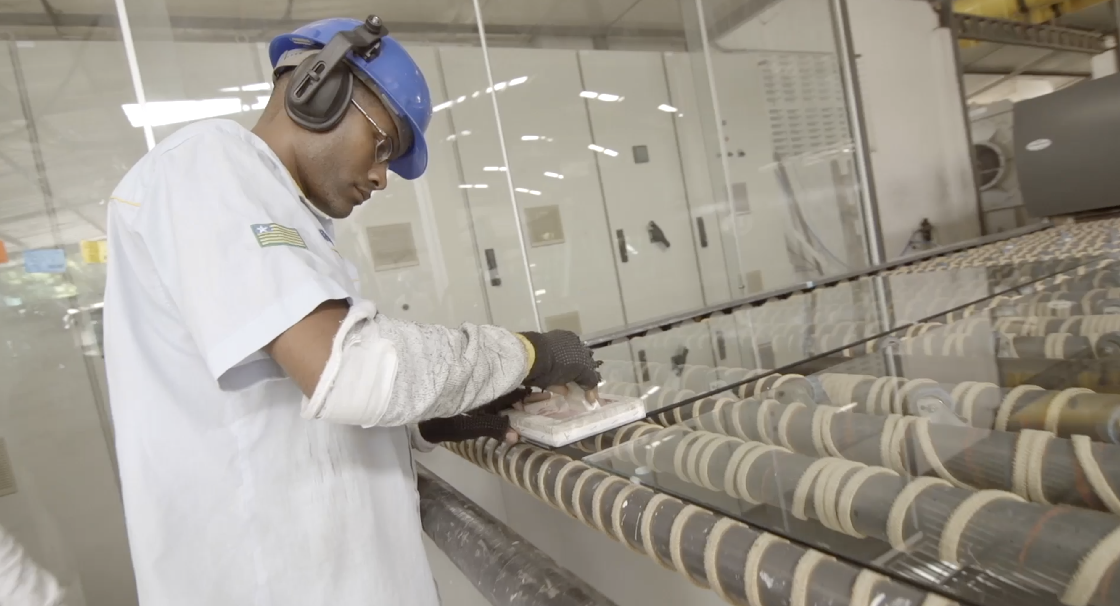 Governo implementa política de atração de empresas para parques empresariais