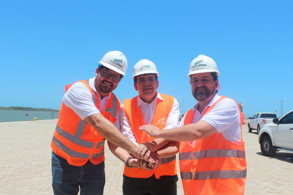 Companhia Porto Piauí recebe governador Rafael Fonteles no Dia do Piauí